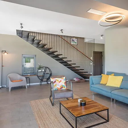 Stellar Villa Brtonigla