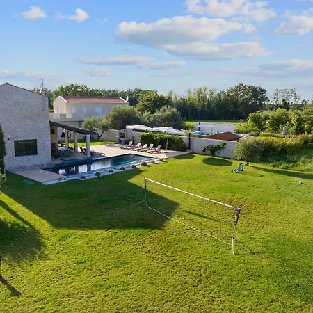 Villa Stellar Brtonigla