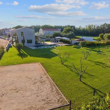 Stellar Villa *